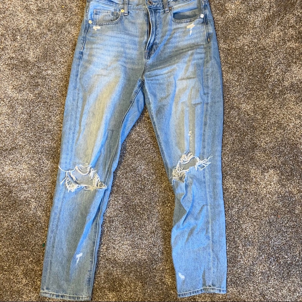 American Eagle Mom Jeans